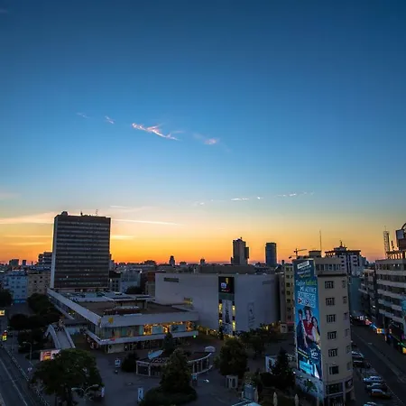 Lejlighed 22nd Uprising Square