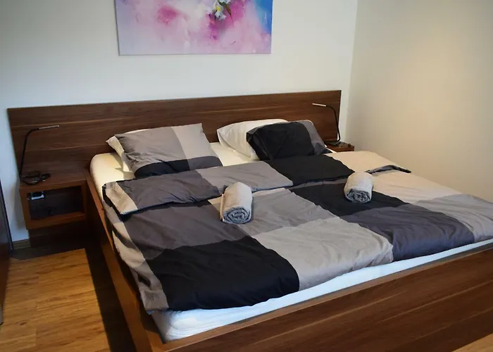 22nd Uprising Square ברטיסלאבה