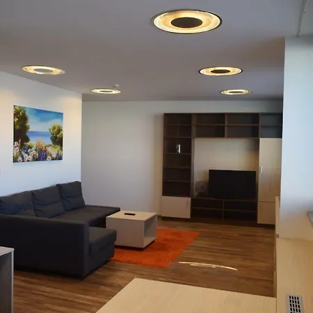 Apartamento 22nd Uprising Square